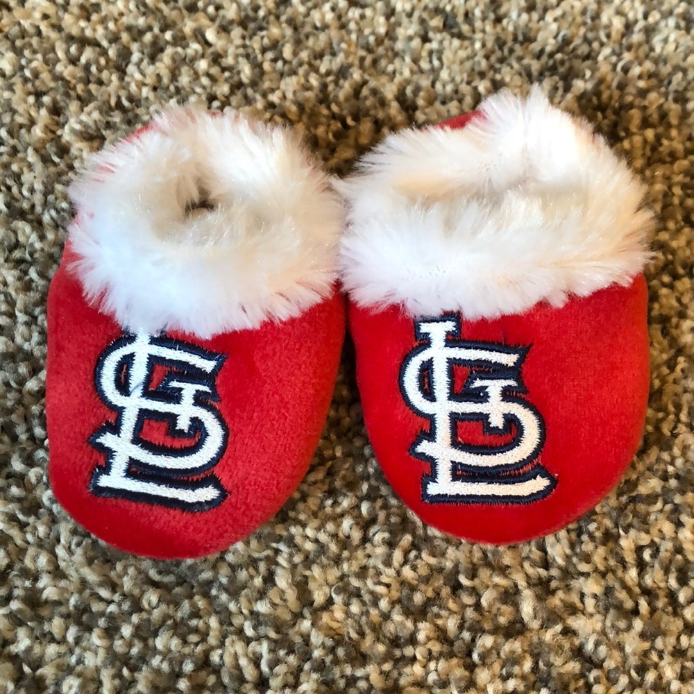 NWOT, St. Louis Cardinals newborn slippers